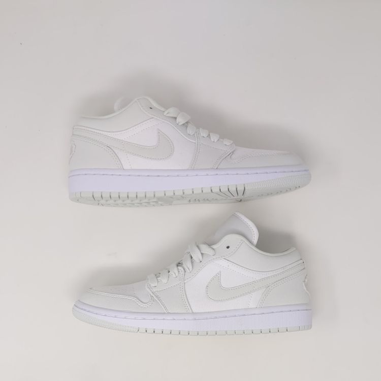Air Jordan 1 Low Spruce Aura - Grailify