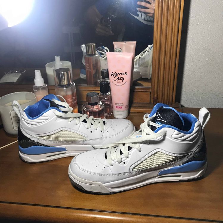 jordan flight legend blue