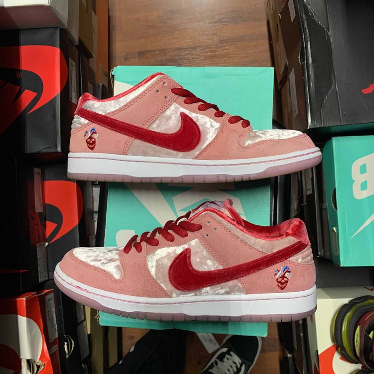 nike strangelove valentine's day
