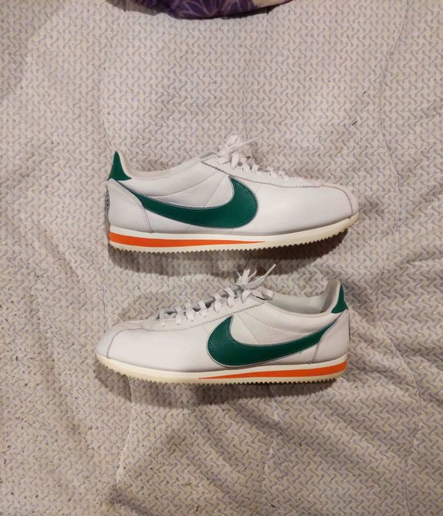 harga nike stranger things