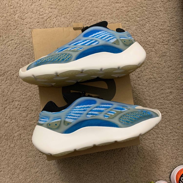yeezy 700 v3 arzareth goat