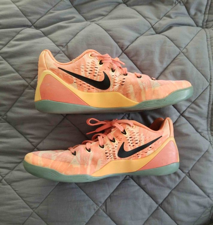 kobe rage bright mango