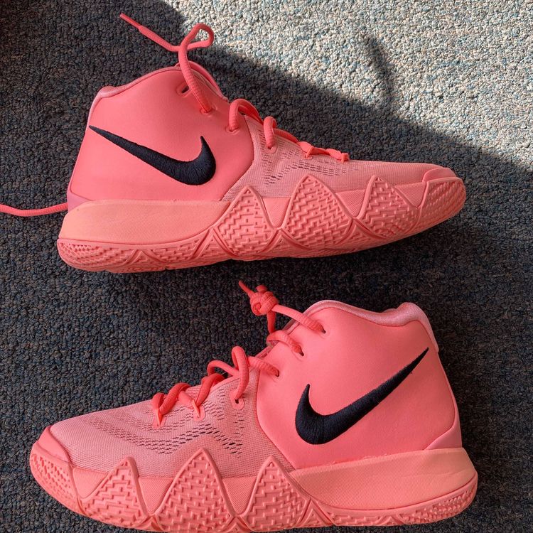 kyrie 4 peach