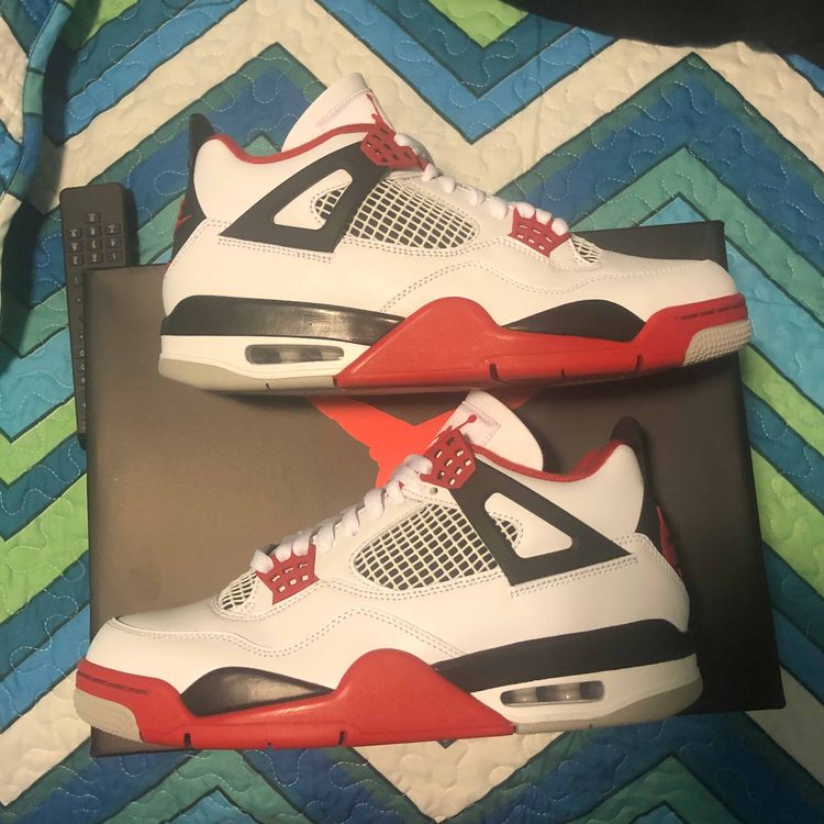 jordan fire red fours