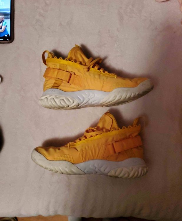 jordan proto react yellow