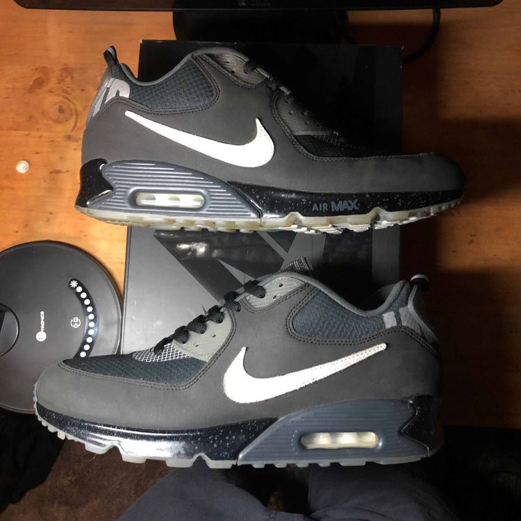 undefeated x air max 90 anthracite