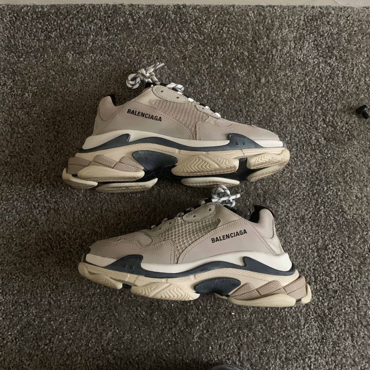 balenciaga triple s beige and black