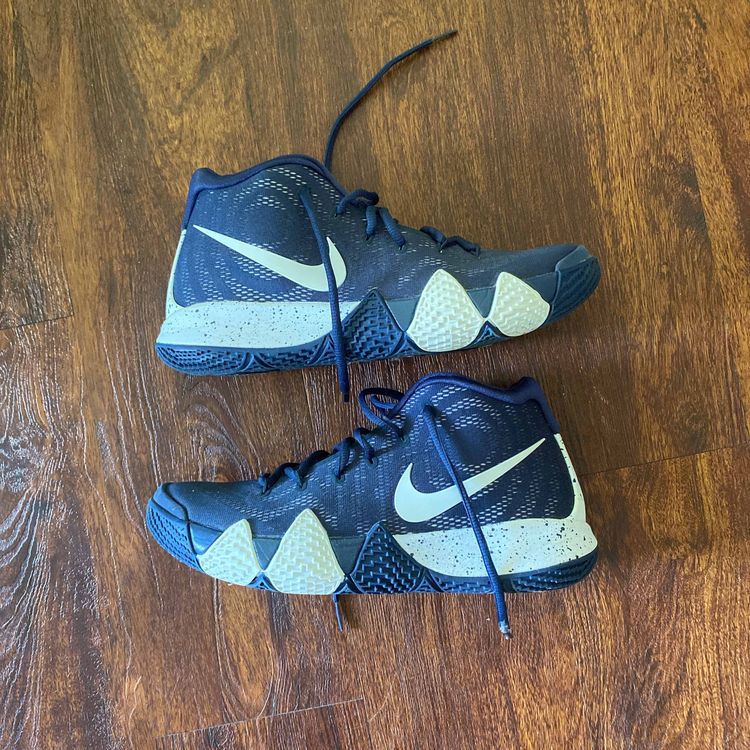 kyrie 4 midnight navy