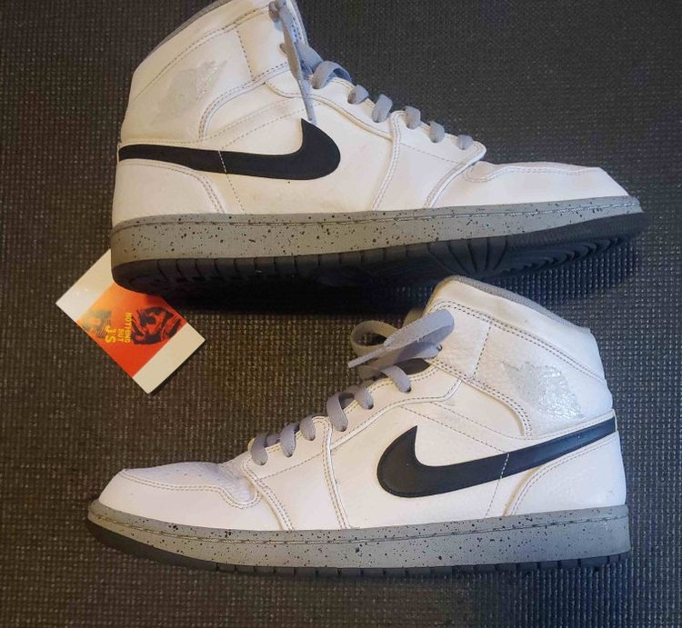 jordan 1 mid cement