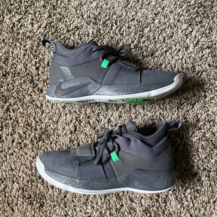 pg 2.5 grey green