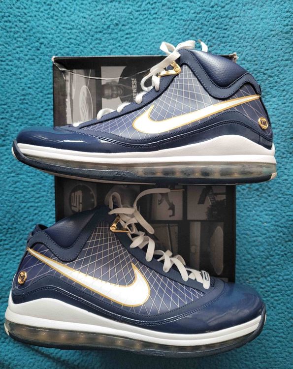 lebron 7 akron