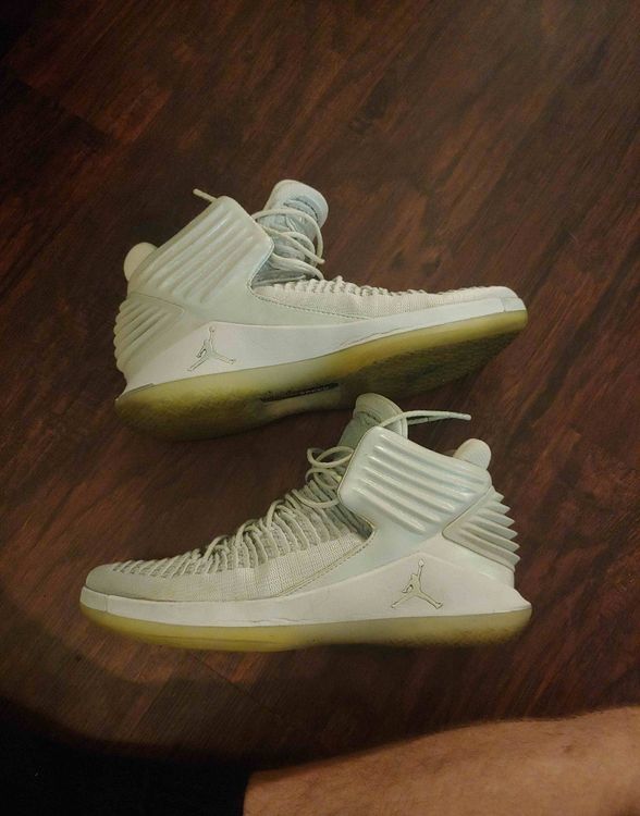 jordan 32 platinum