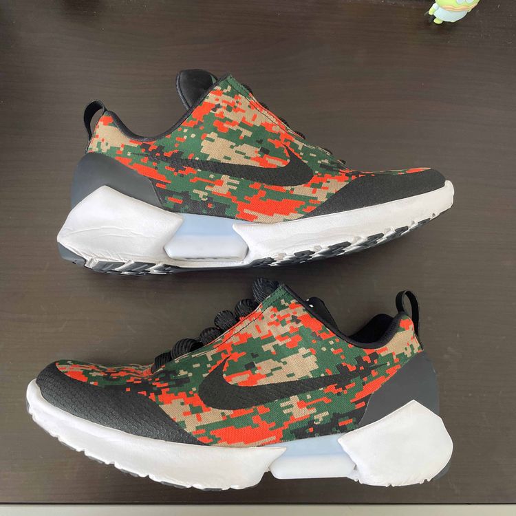 nike hyperadapt orange