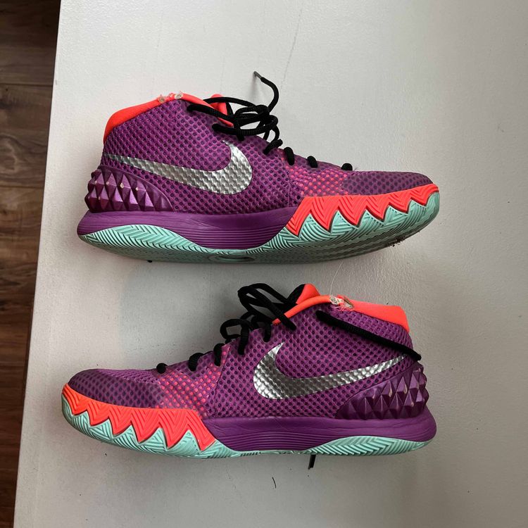 kyrie 1 easter