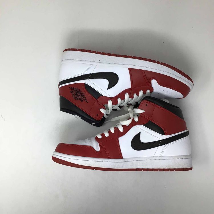 Air Jordan 1 Mid 'Chicago' - Air Jordan - 554724 173 | GOAT