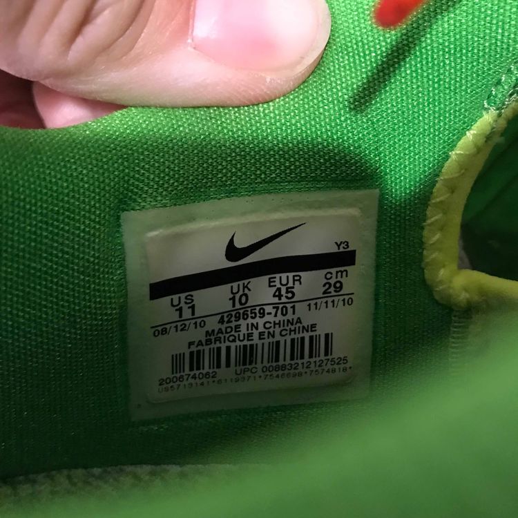 Zoom Kobe 6 Grinch Nike 701 Goat