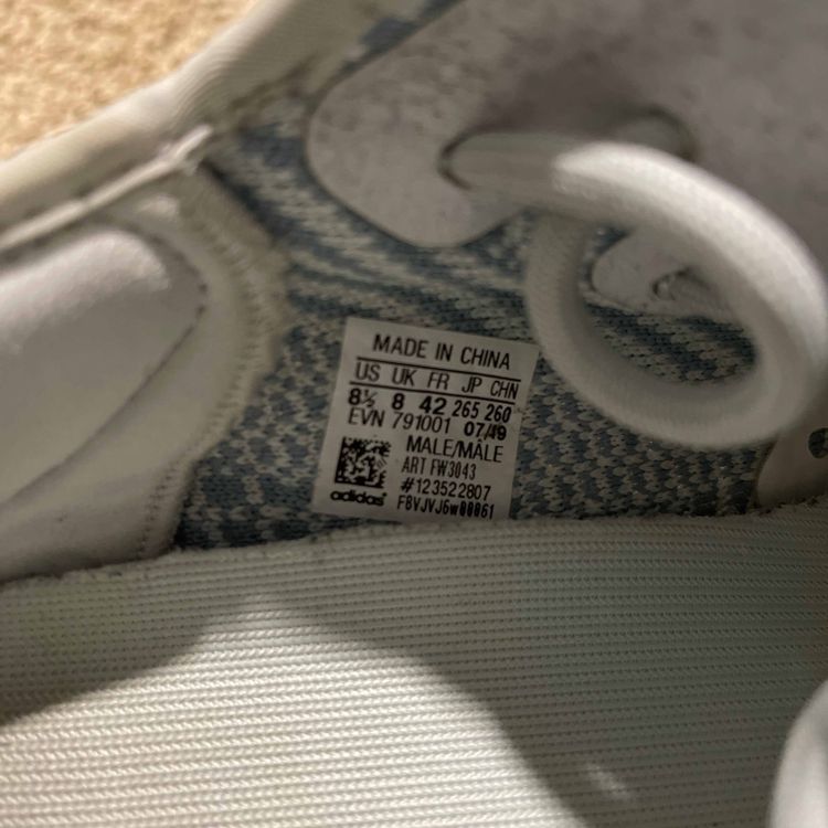 Adidas Yeezy Boost 350 V2 \