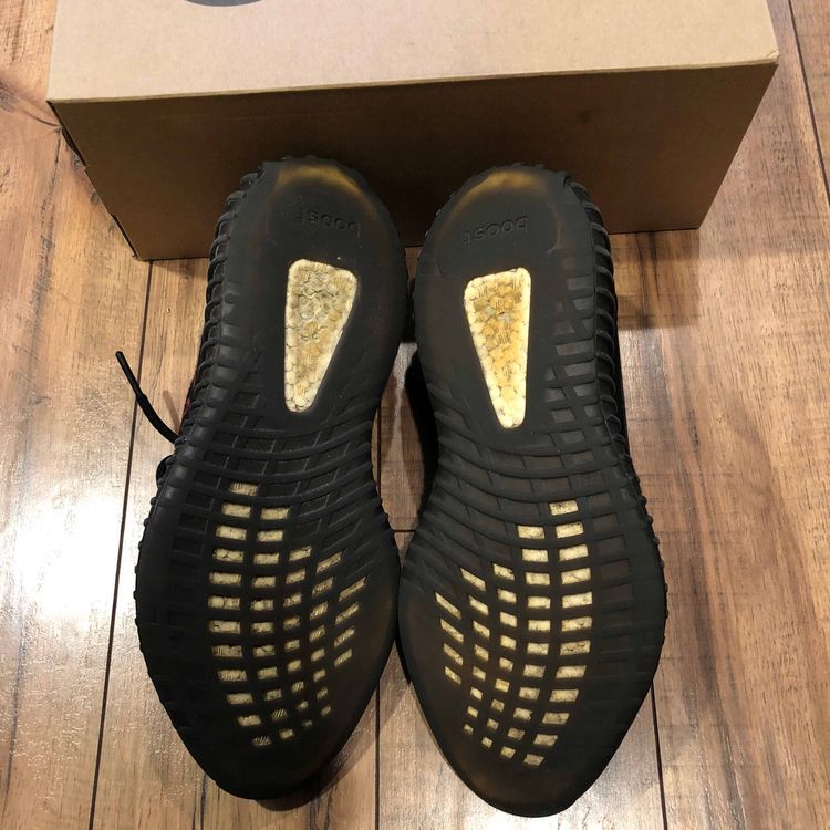 Yeezy Boost 350 V2 'Bred' - adidas - CP9652 | GOAT