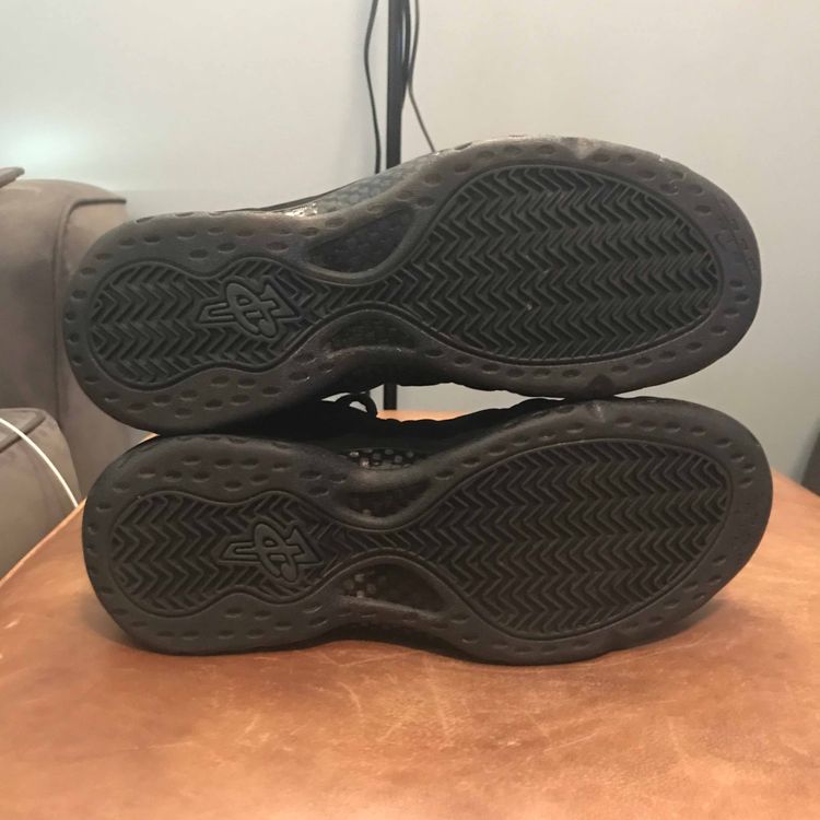 air foamposite one triple black