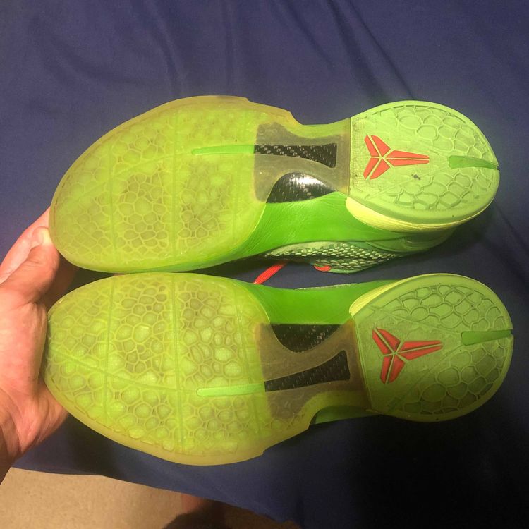 Zoom Kobe 6 Grinch Nike 701 Goat