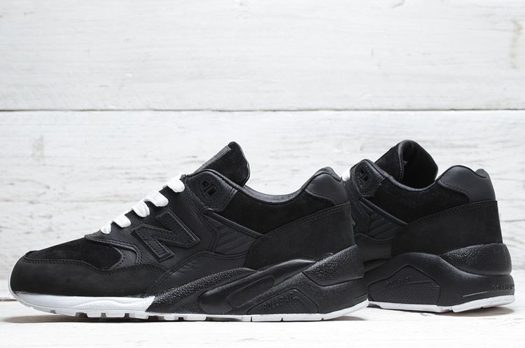 new balance wings and horns mt580