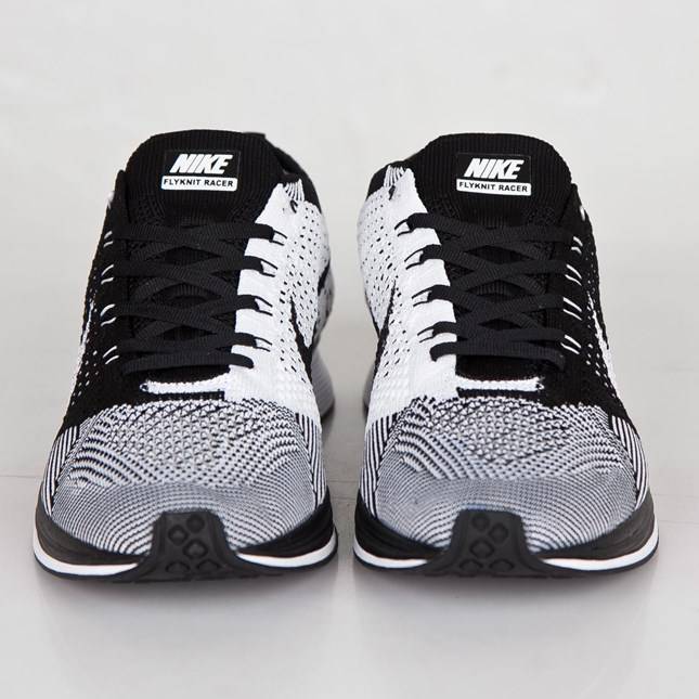 nike flyknit white and black