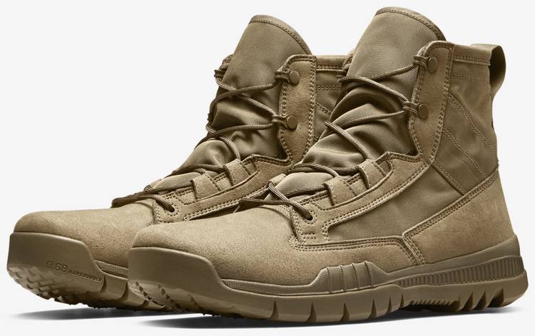 coyote nike sfb boots