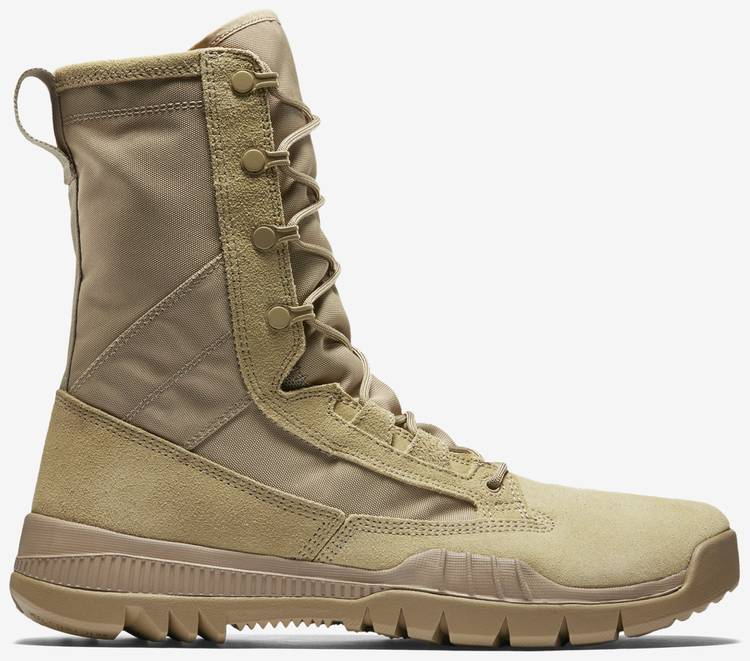 nike special field boot