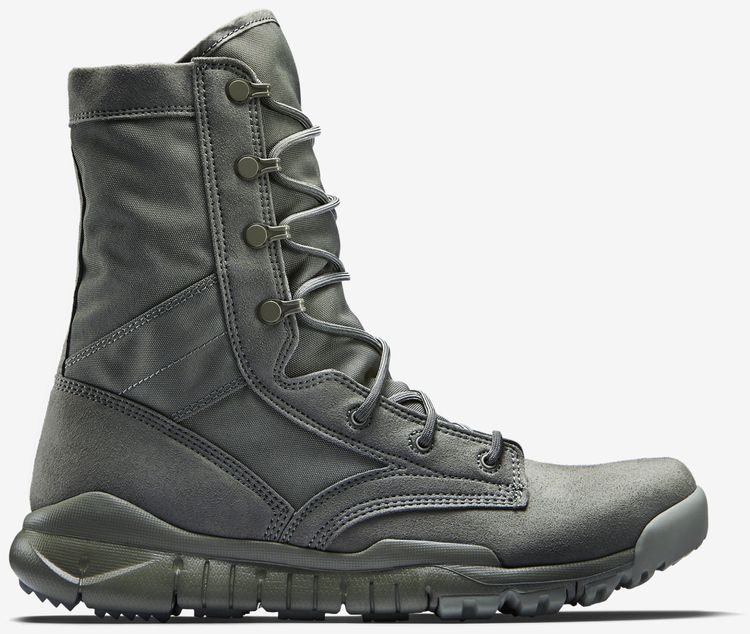 nike 8 inch boots