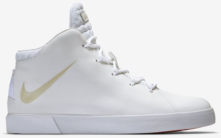 lebron xii nsw lifestyle qs sneaker