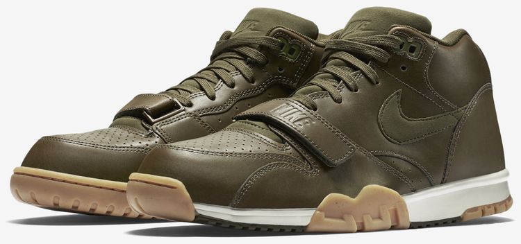 nike air trainer 1 mid brown
