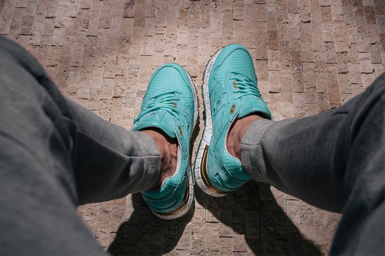 saucony originals shadow 5000 righteous one