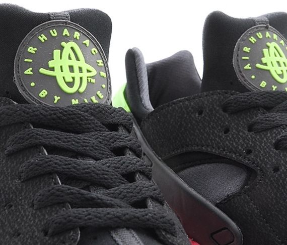 nike huarache hyper punch