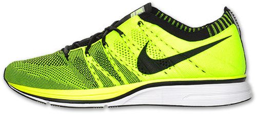 nike flyknit trainer plus