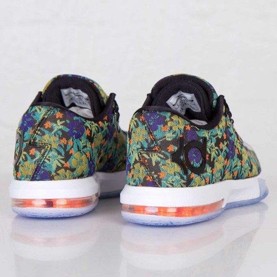 kd 11 floral