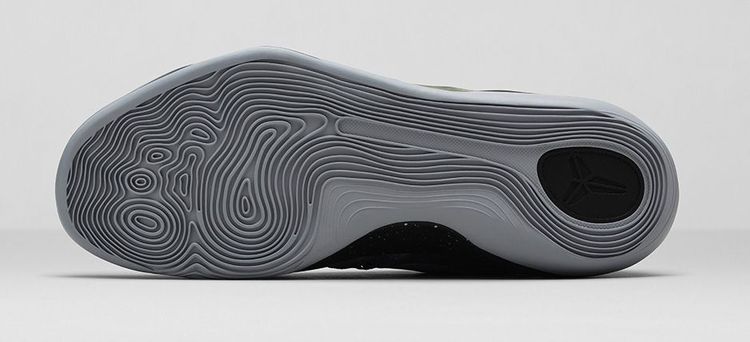 kobe 9 metallic silver