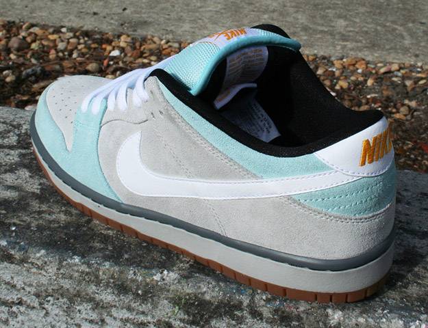 nike sb dunk low gulf of mexico