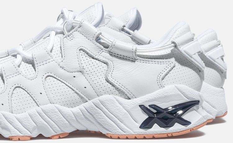 asics gel mai ronnie fieg salmon
