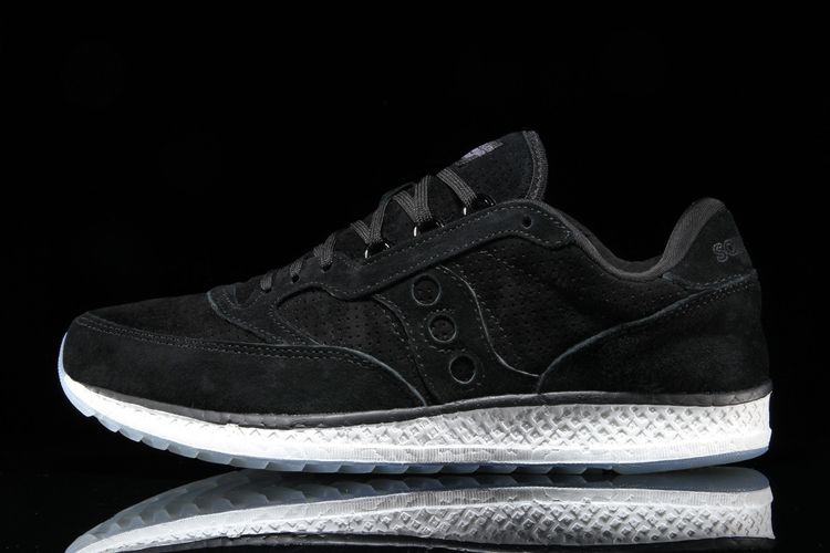 saucony freedom runner black