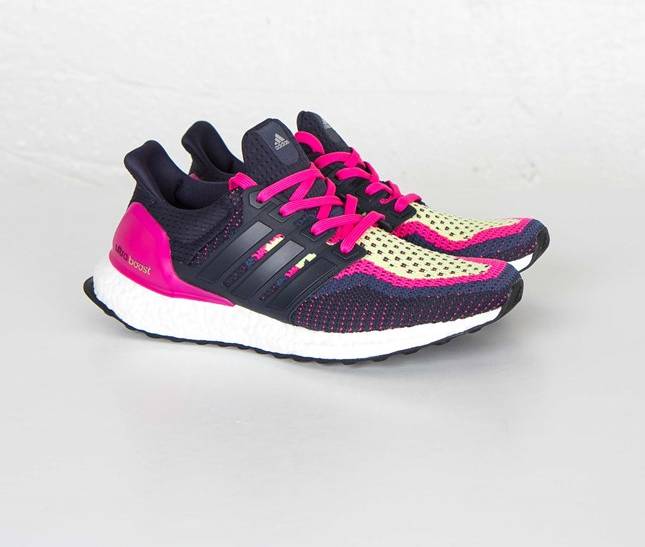 Adidas Ultraboost Running Shoes - Shock Pink/Night Navy/Halo - AF5143