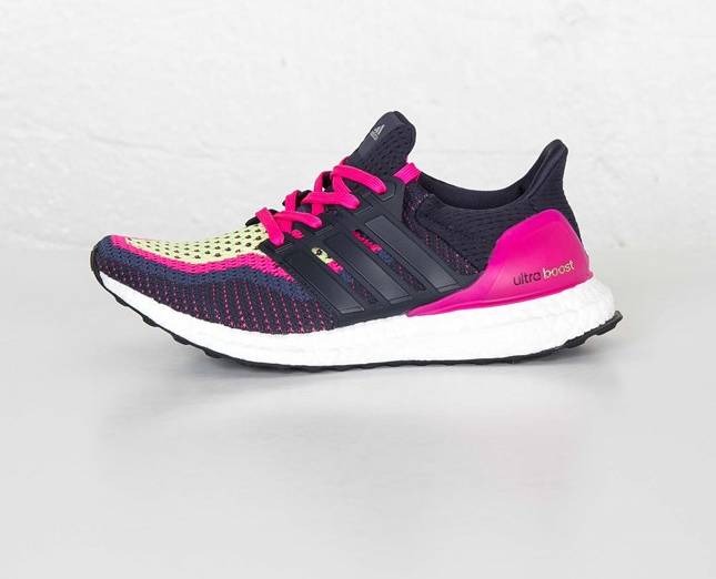 Adidas Ultraboost Running Shoes - Shock Pink/Night Navy/Halo - AF5143
