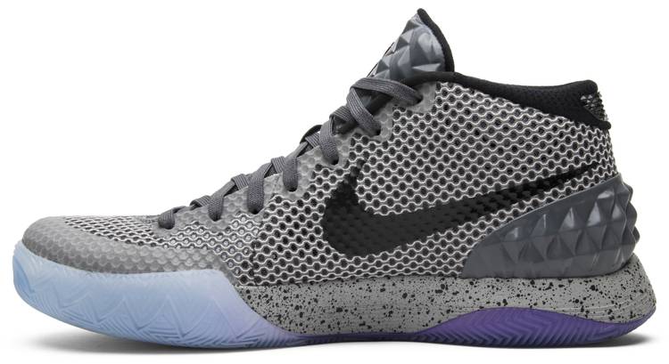 kyrie 1 shoes eastbay