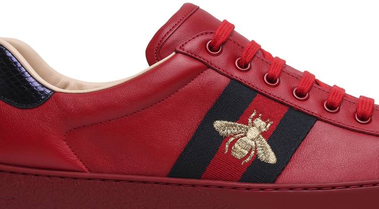 gucci ace embroidered sneaker red