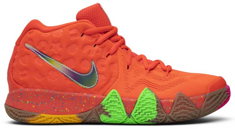 kyrie 4 friends and family