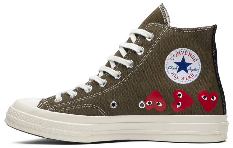 converse red heart with eyes