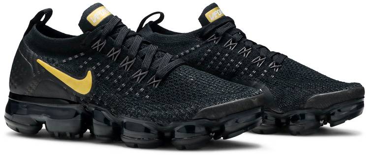nike air vapormax flyknit 2 black and gold