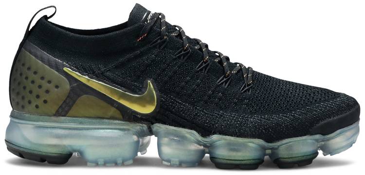 nike air vapormax flyknit 2 black and gold