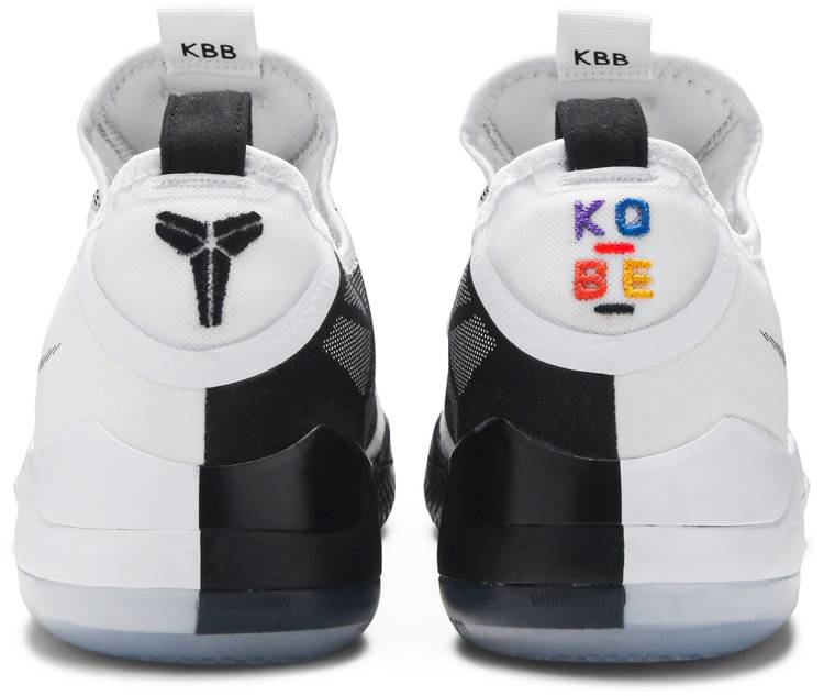 kobe black toe shoes