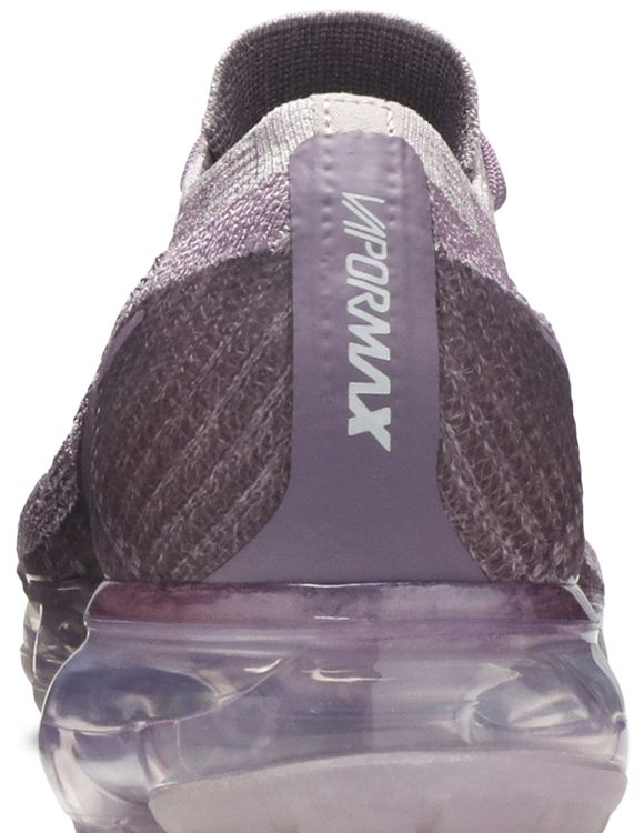nike vapormax womens violet