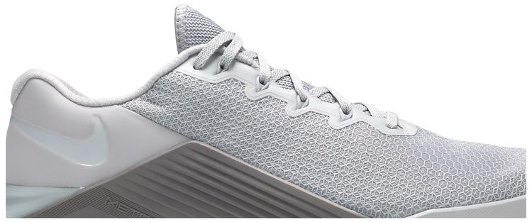nike metcon 5 wolf grey